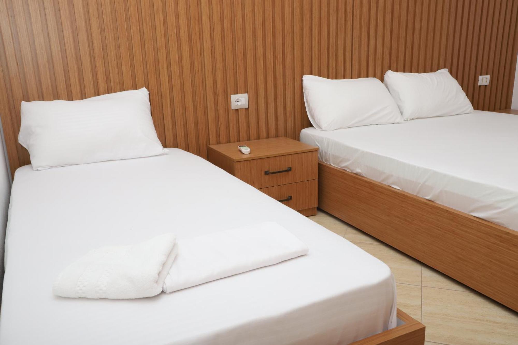 Fjorentin Appartement *