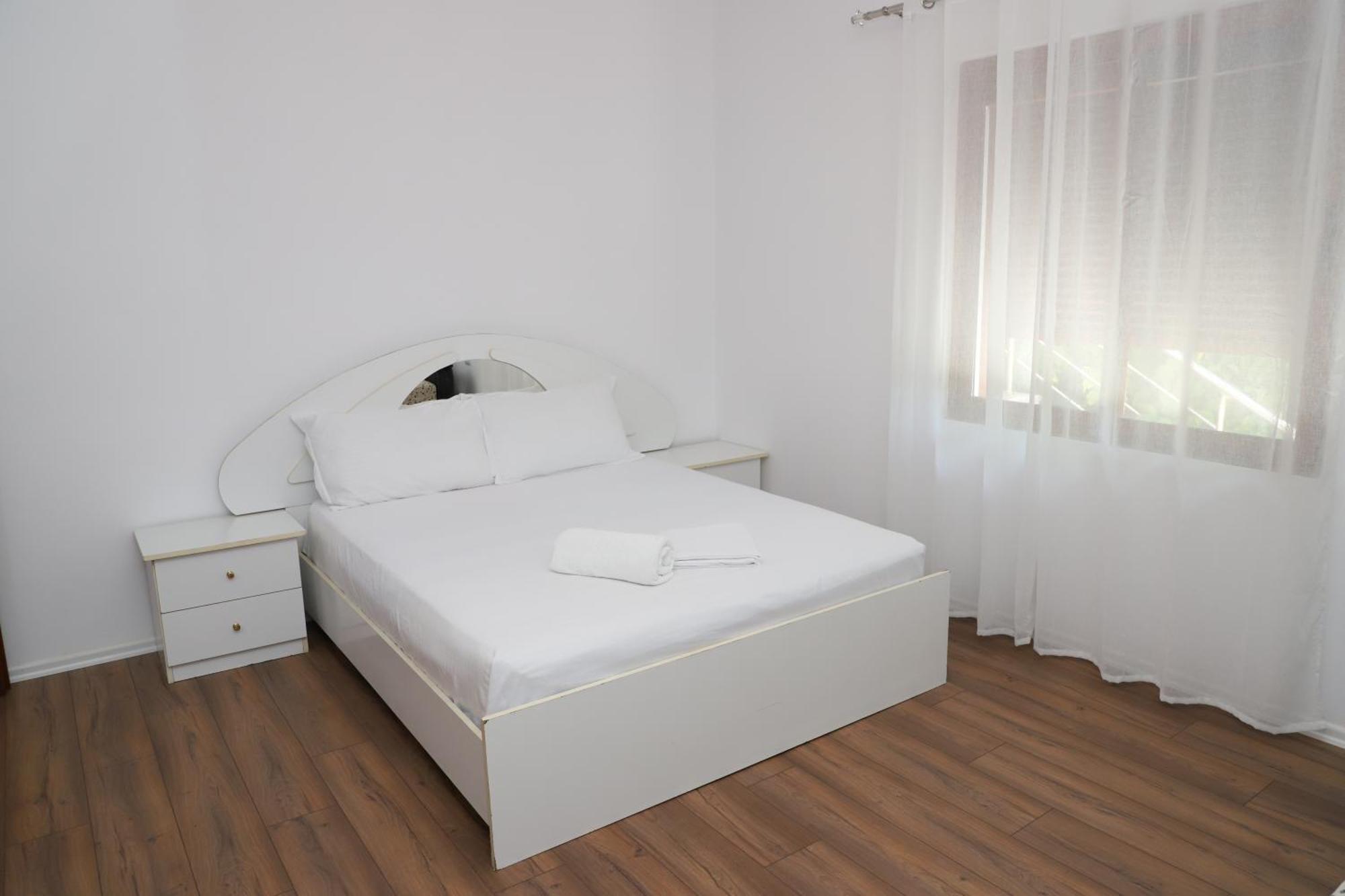 Fjorentin Appartement Berat